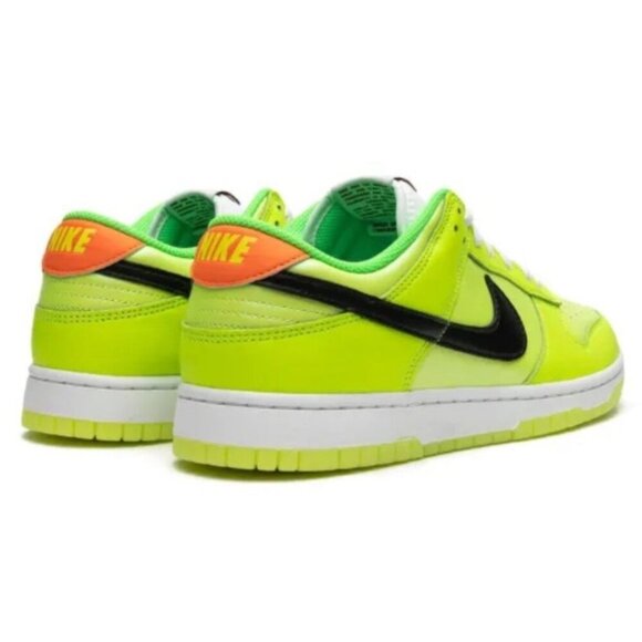 NIKE / Dunk Low SE / Men / Glow in the Dark / Green Neon / Sneakers / Size US 9. - Picture 3 of 8
